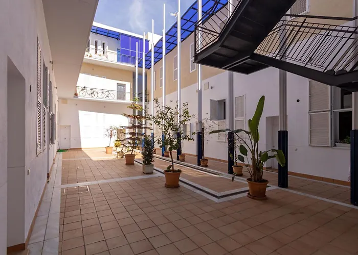 Becas Alameda Duplex by Valcambre