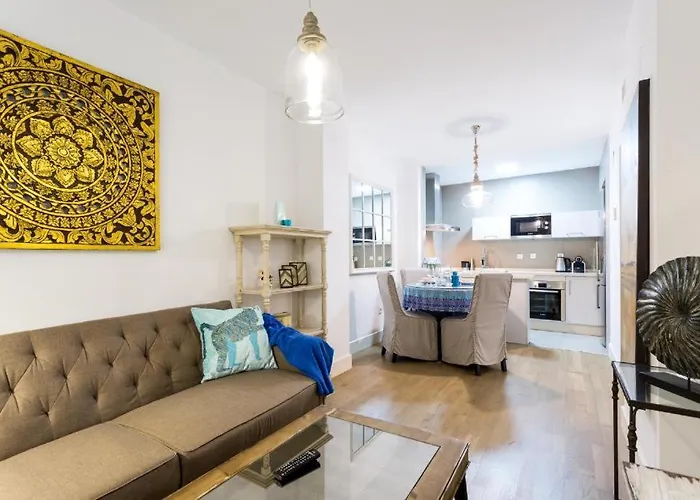Atrivm San Julian Apartment