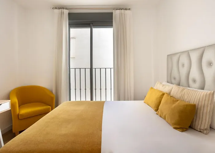 Private & Pool Goyeneta Sevilla Urban Apartment