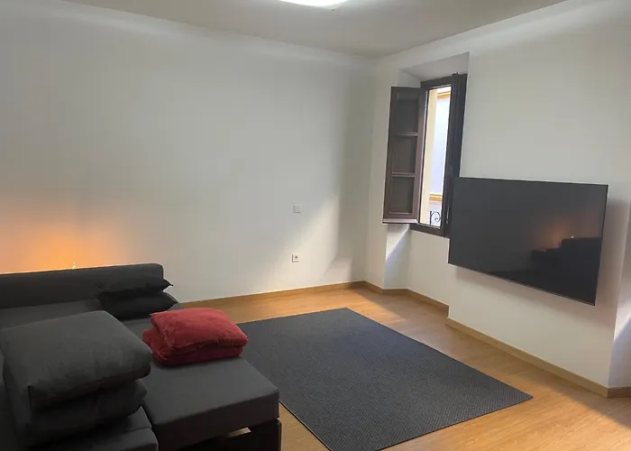 Apartamento Calle Rodrigo De Triana Con Opcion De Parking