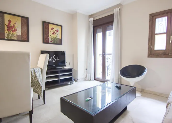 RentalSevilla Apartamento Luminoso en el Barrio Santa Cruz