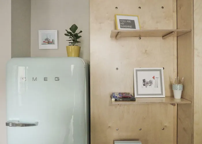 Apartamento Vintage Con Balcones