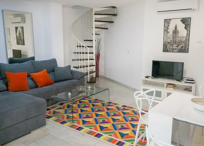 RentalSevilla Espacioso dúplex en la Puerta Real