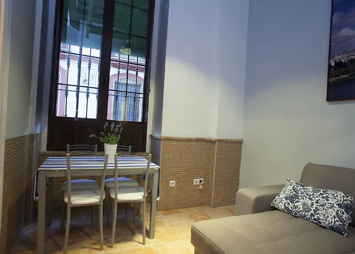 Puerta Maestranza Apartaments