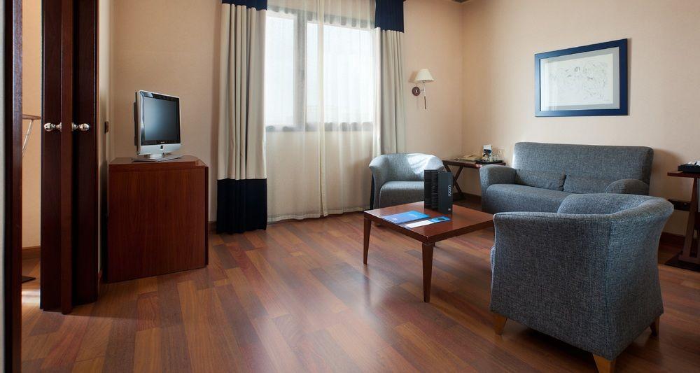 Hotel Occidental Viapol