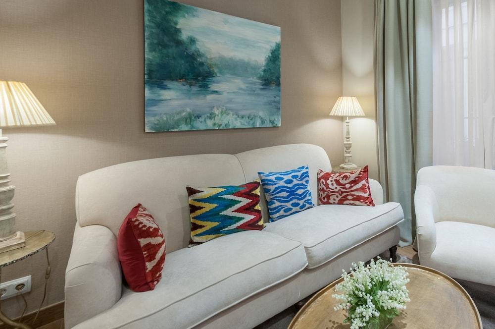 Hotel Murillo Catedral Seville