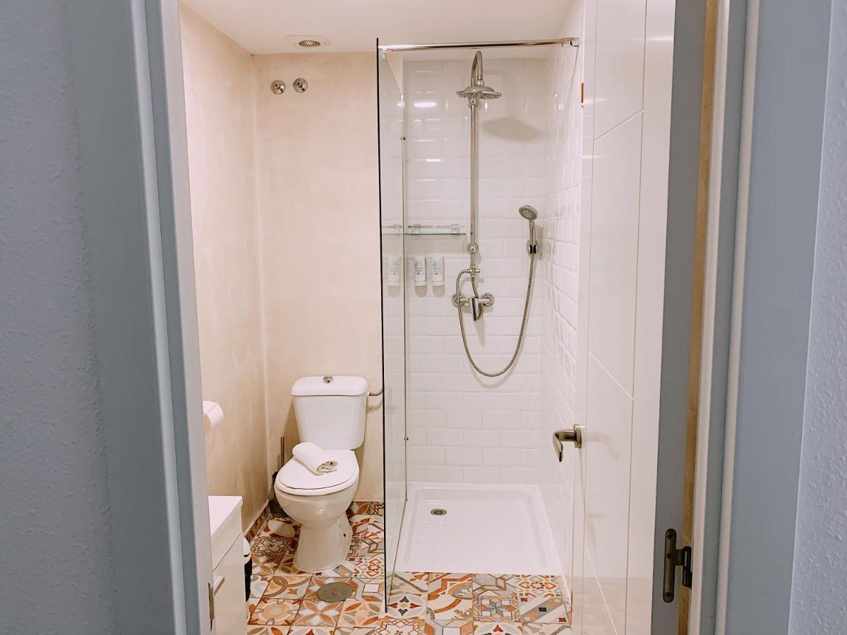 Boutike Guesthouse 2* Seville