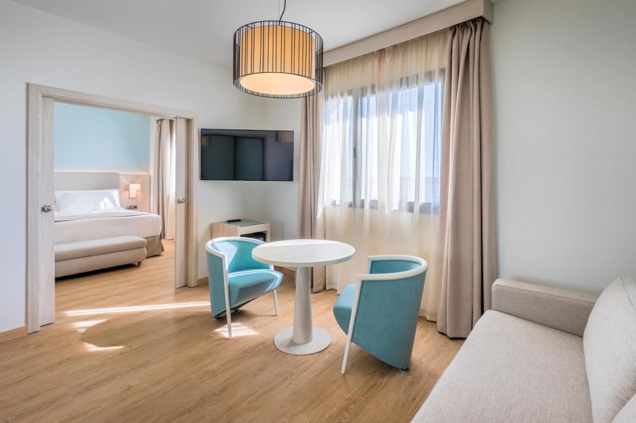 Occidental Viapol Hotel 4*