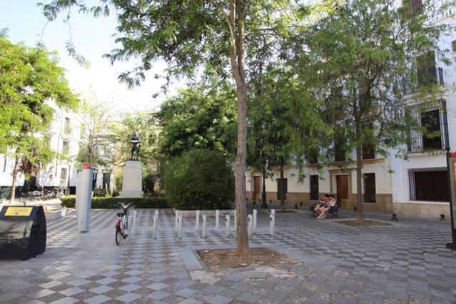 San Esteban Bajo *