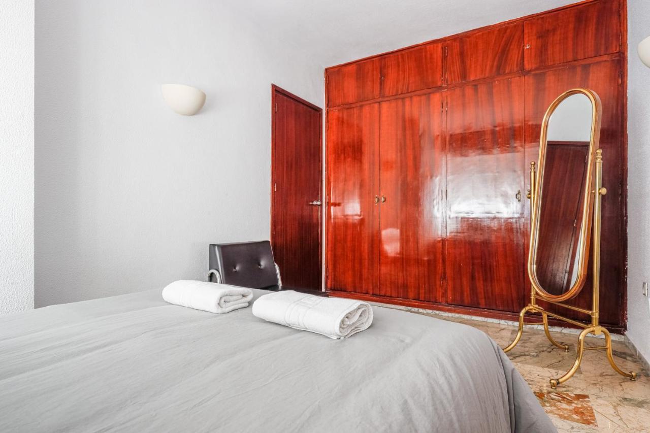 Puerta De Carmona Apartamento *