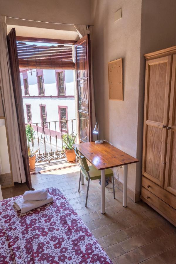 Hostal Alameda *