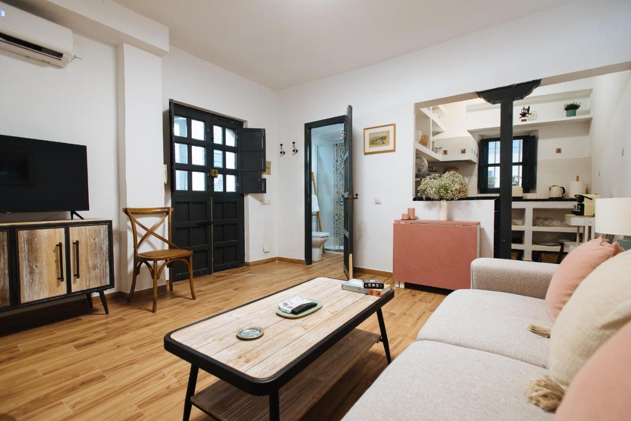 Aitana's Retreat With Charming Garden *