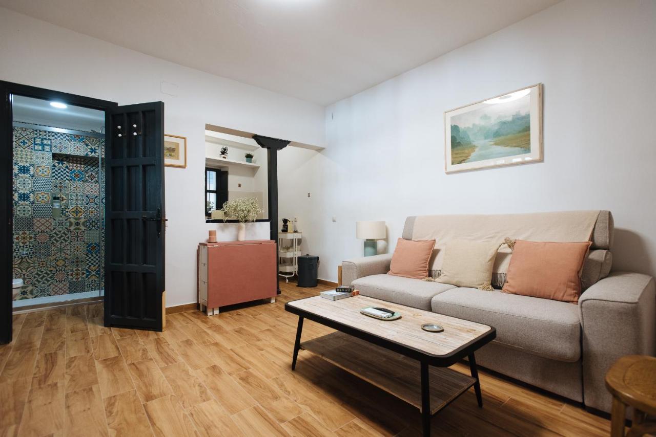 Aitana's Retreat With Charming Garden *