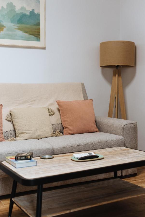 Aitana's Retreat With Charming Garden Apartamento
