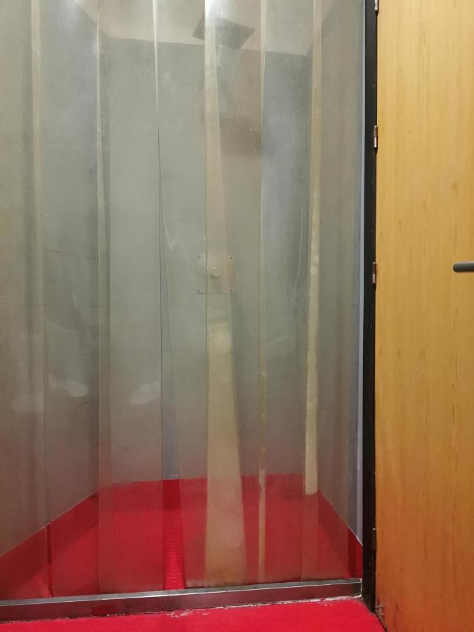 Traveller Box Hostal