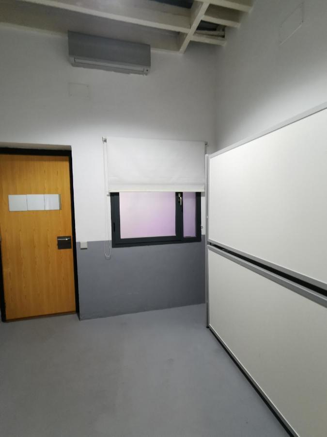 Traveller Box Hostal Sevilla