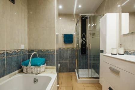 Apartamento 13 Calle San Jacinto Sevilla