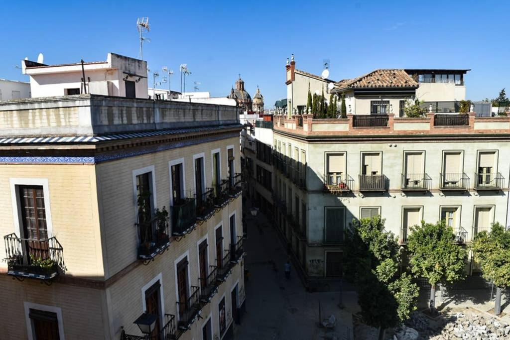 Apartamento ático Céntrico Plaza Moravia ,san Julian. Sevilla