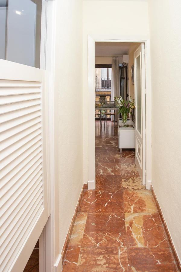 Apartamento Ispal & Parking Historic Center Vutse06601 Sevilla