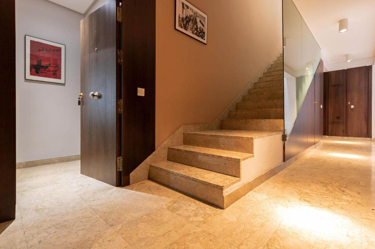 Alkazar Gardens Old Town 6 Pax *