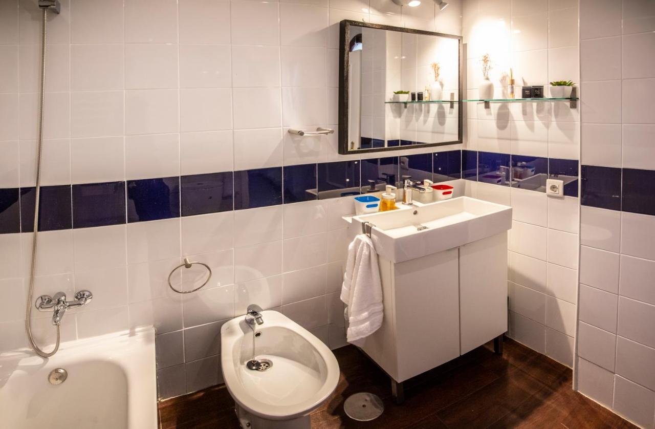 Centuria Macarena, Apartamento Dúplex Sevilla