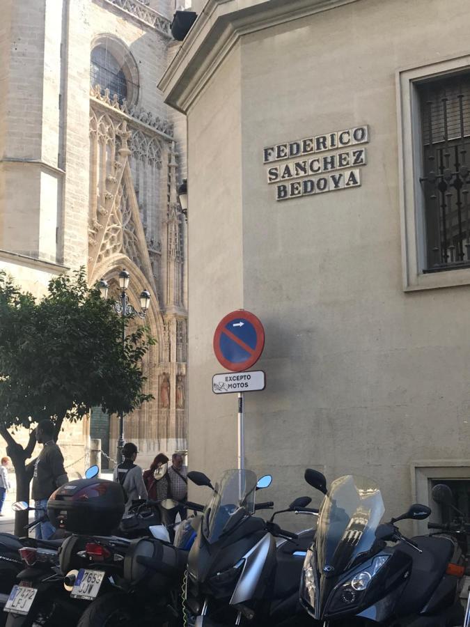 A 60 Metros De La Catedral Apartment *