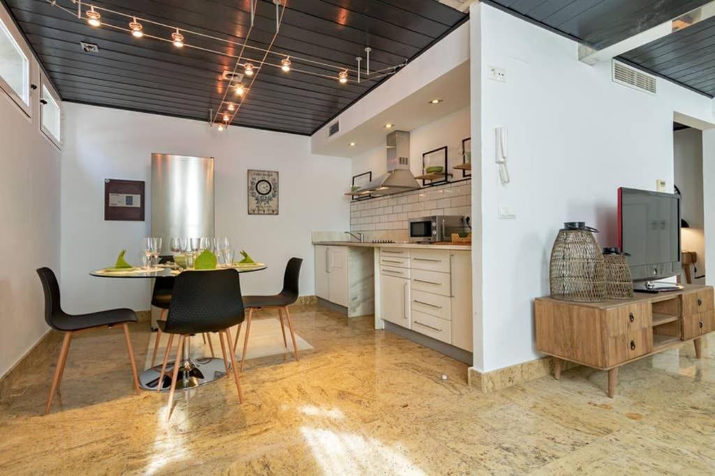Becas Alameda Duplex By Valcambre