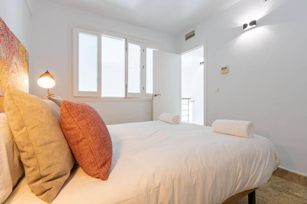 Becas Alameda Duplex By Valcambre