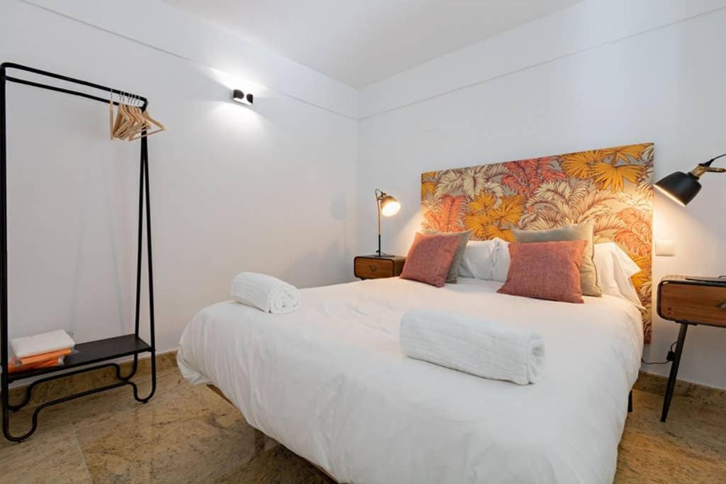 Becas Alameda Duplex By Valcambre Apartment Seville