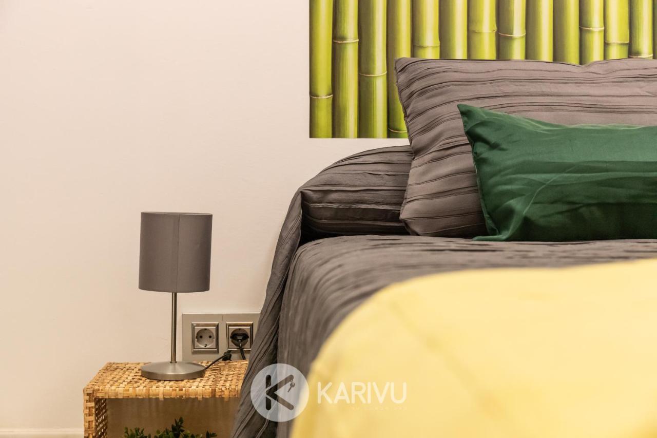 Estudio Karivu Señor De La Sentencia * Sevilla