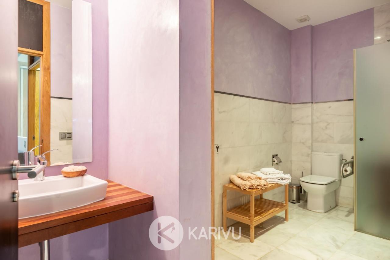 Estudio Karivu Señor De La Sentencia Sevilla