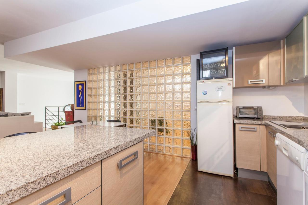 Lf Parking Incluido Amplio Loft En Barrio Santa Cruz