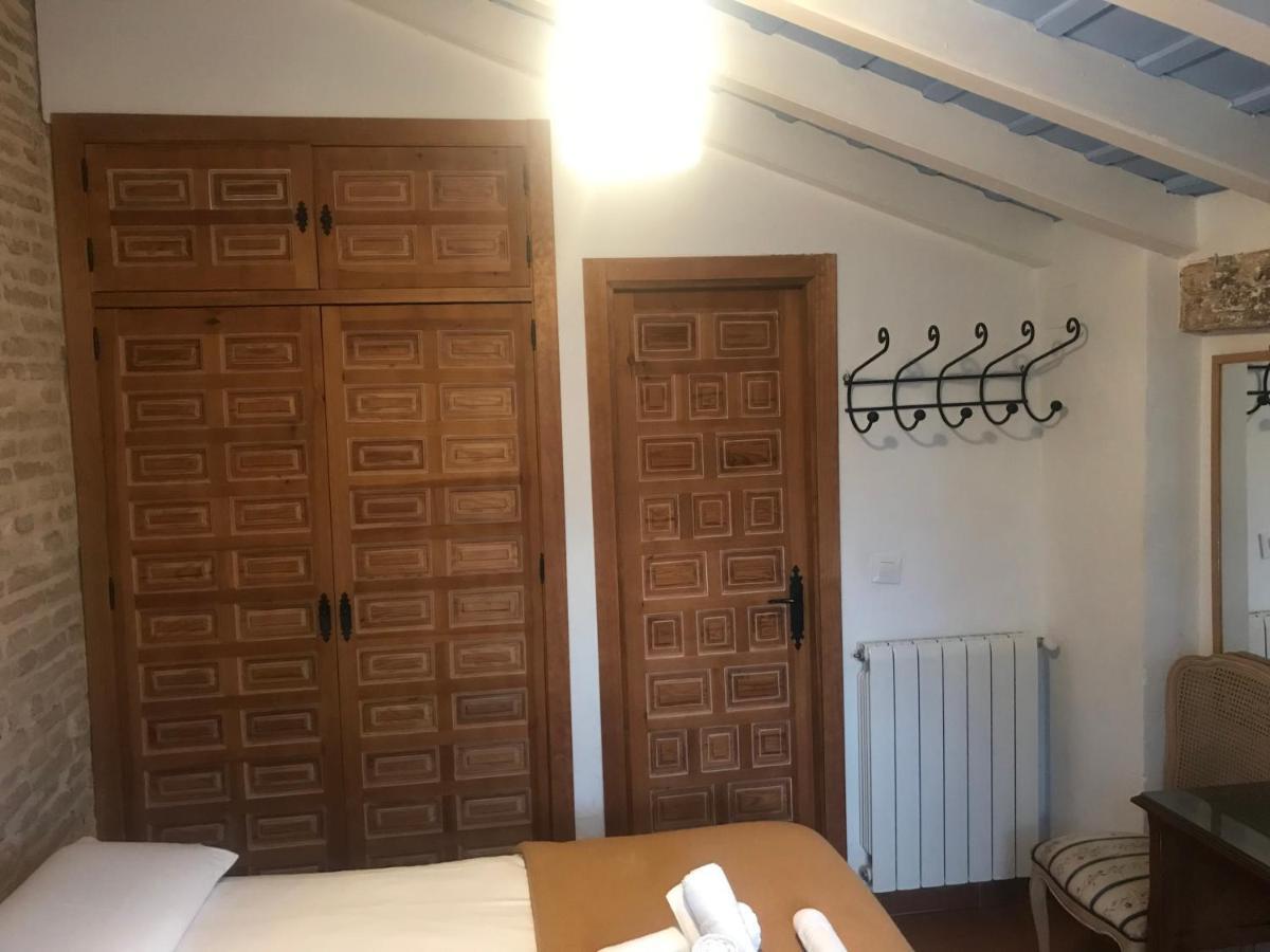 Apartamento Pequeño Palacete Calle Santas Patronas Sevilla