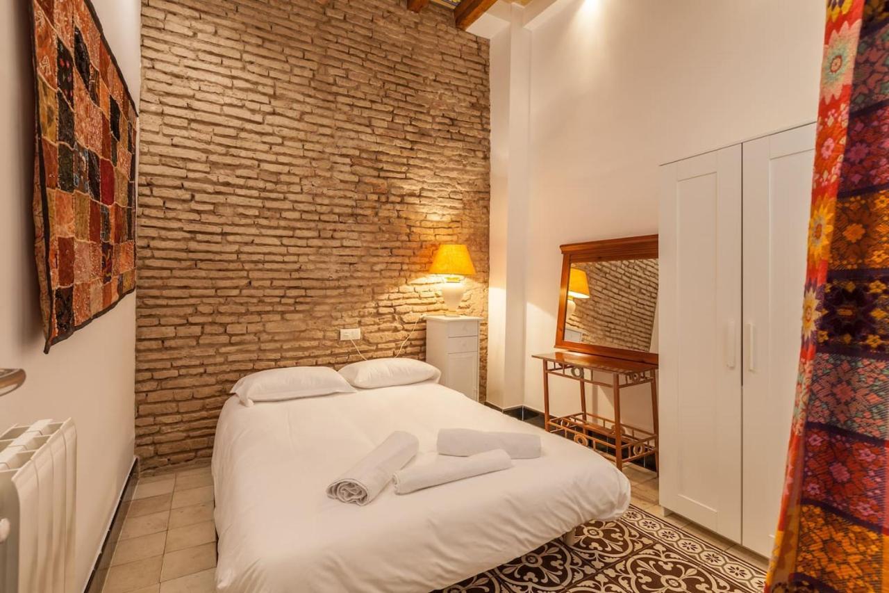 Apartamento Pequeño Palacete Calle Santas Patronas Sevilla