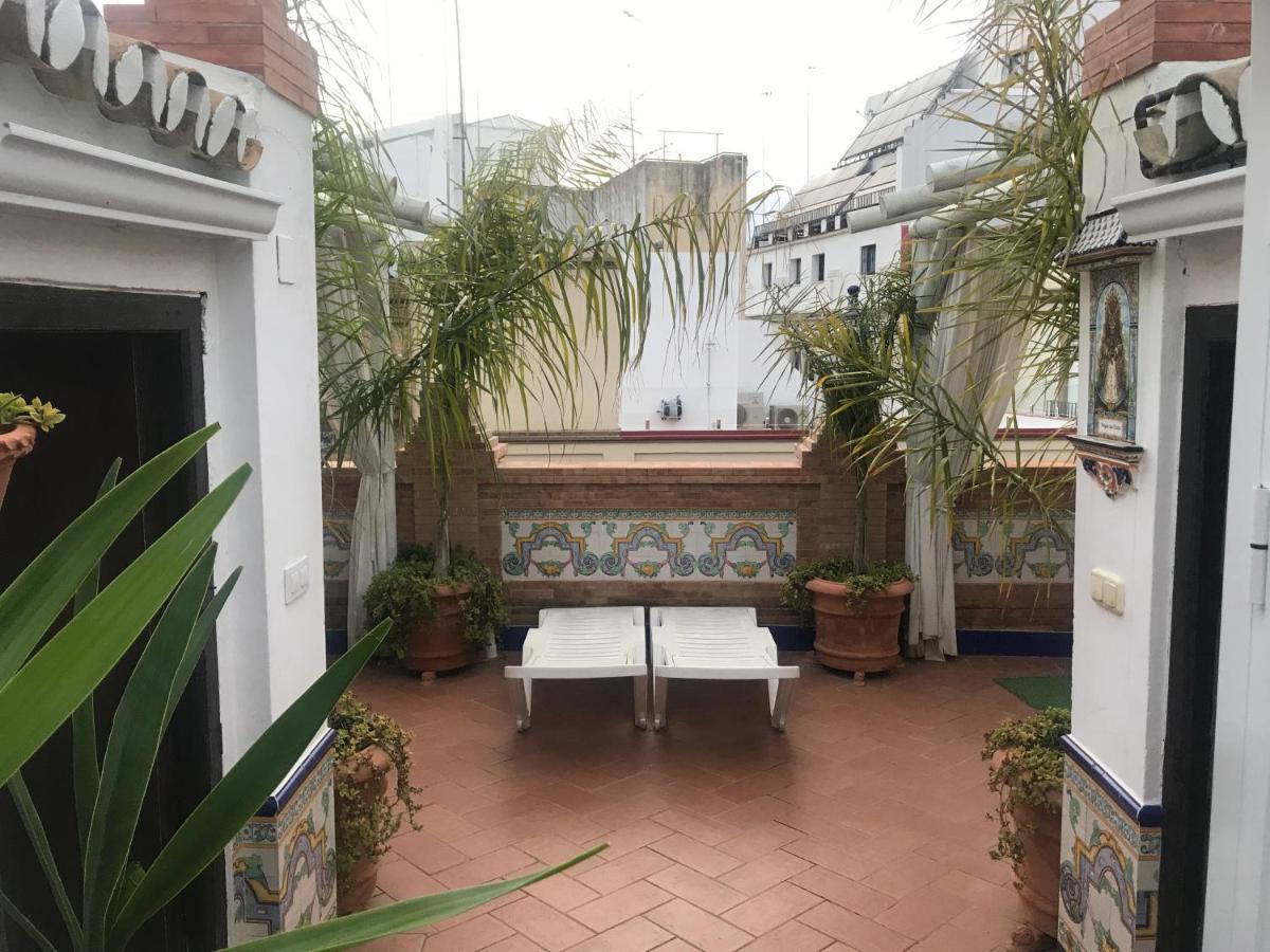 Pequeño Palacete Calle Santas Patronas Apartamento Sevilla
