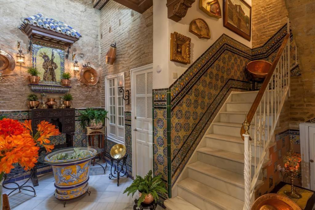 Apartamento Pequeño Palacete Calle Santas Patronas Sevilla