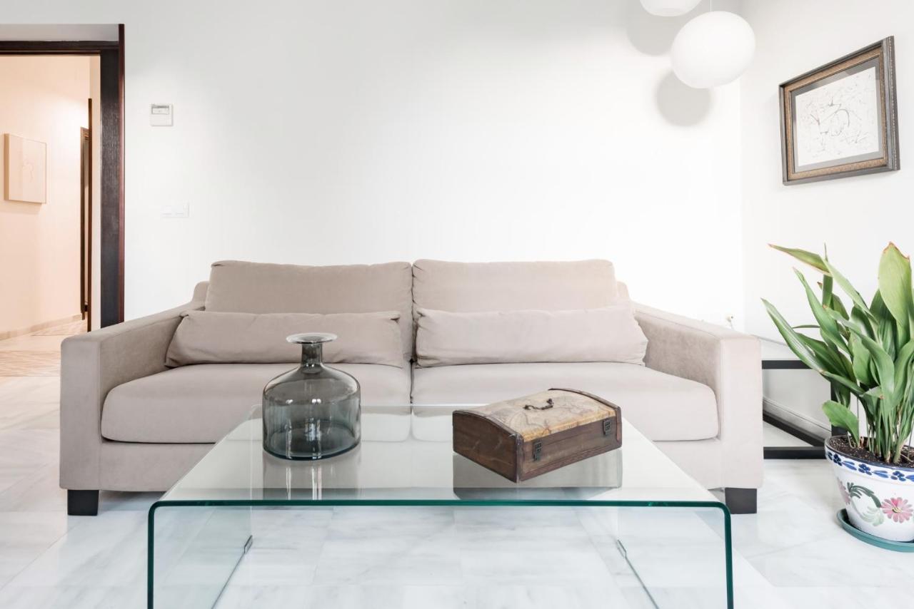 Apartamento Con Solera En El Corazón De Triana
