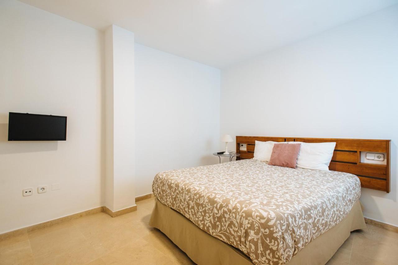 Hostly Lagar Center-fibre-parking Optional-cless Apartment Seville