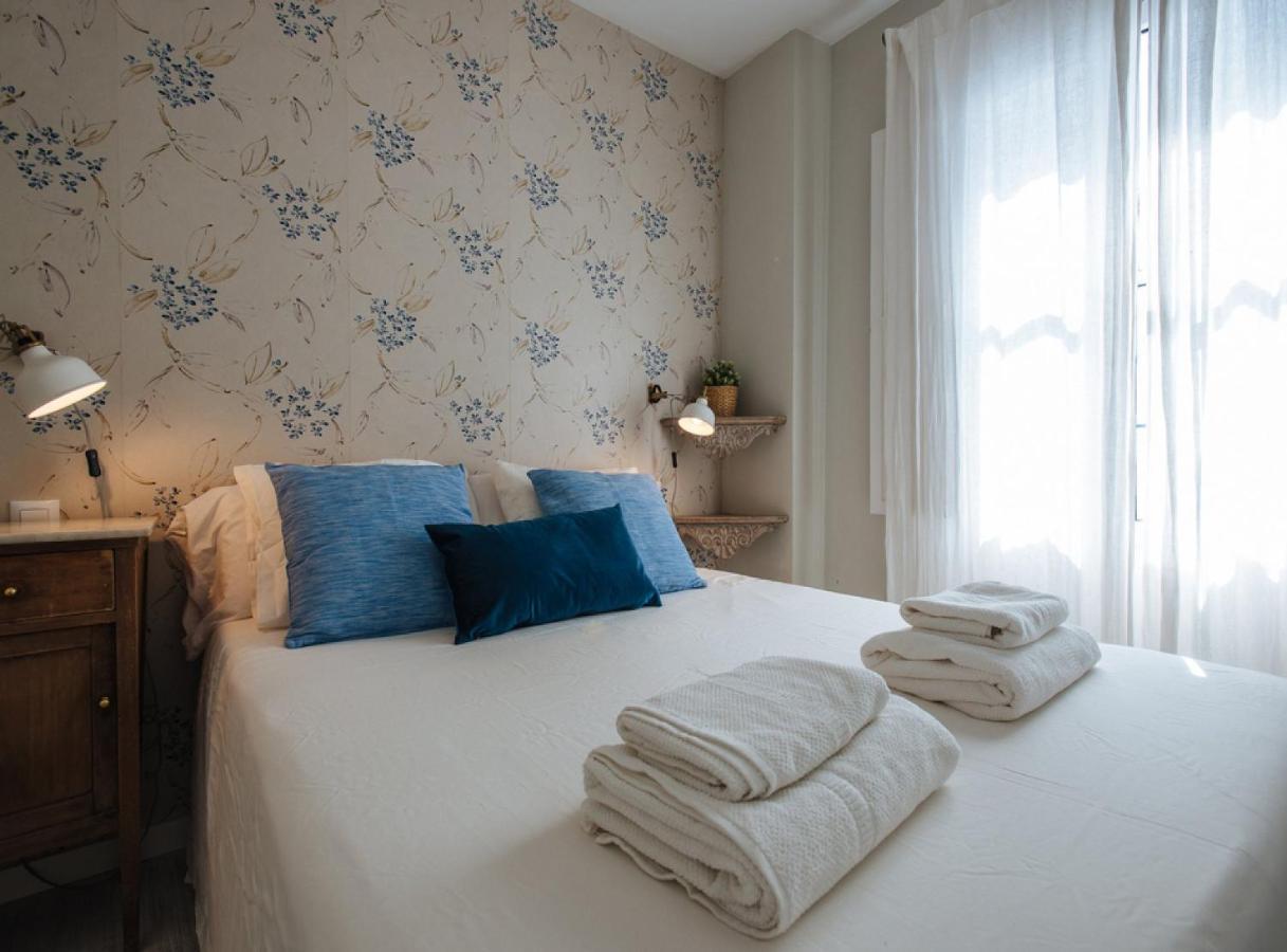 Latidos De I - Deluxe Con Piscina * Sevilla