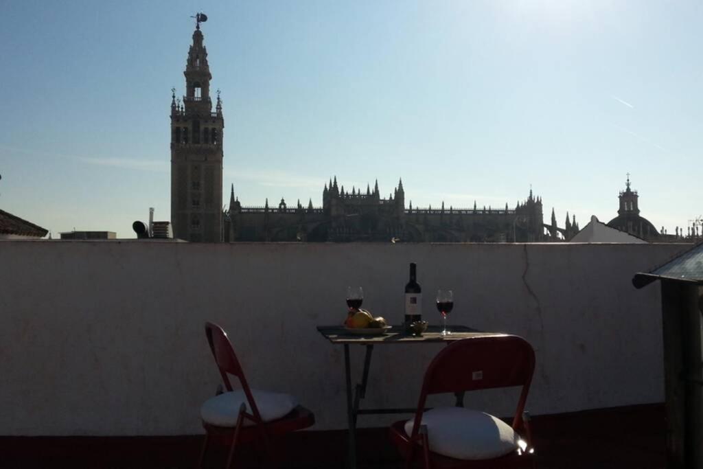 Ubicacion Junto Catedral A Acond Y Wifi Seville