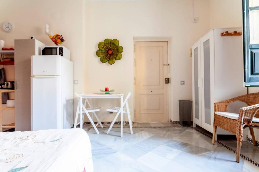 Apartamento Apartamento Tranquilo Y Con Encanto En Palacio Sevillano, Junto Catedral A Acond Y Wifi *