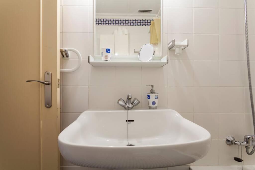 Apartamento Tranquilo Y Con Encanto En Palacio Sevillano, Junto Catedral A Acond Y Wifi Sevilla