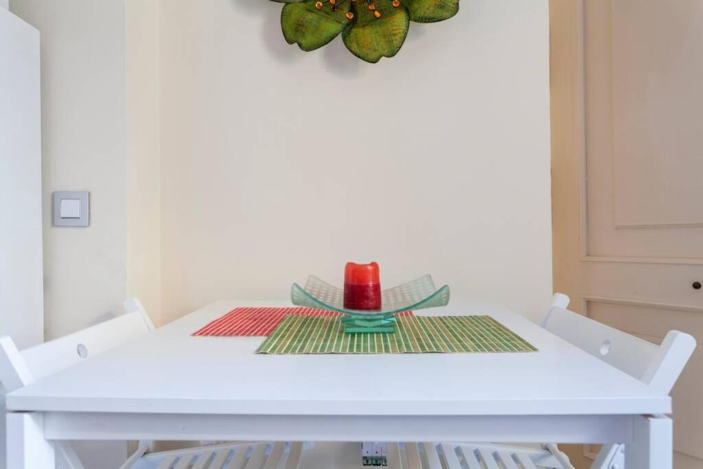 Apartamento Apartamento Tranquilo Y Con Encanto En Palacio Sevillano, Junto Catedral A Acond Y Wifi *