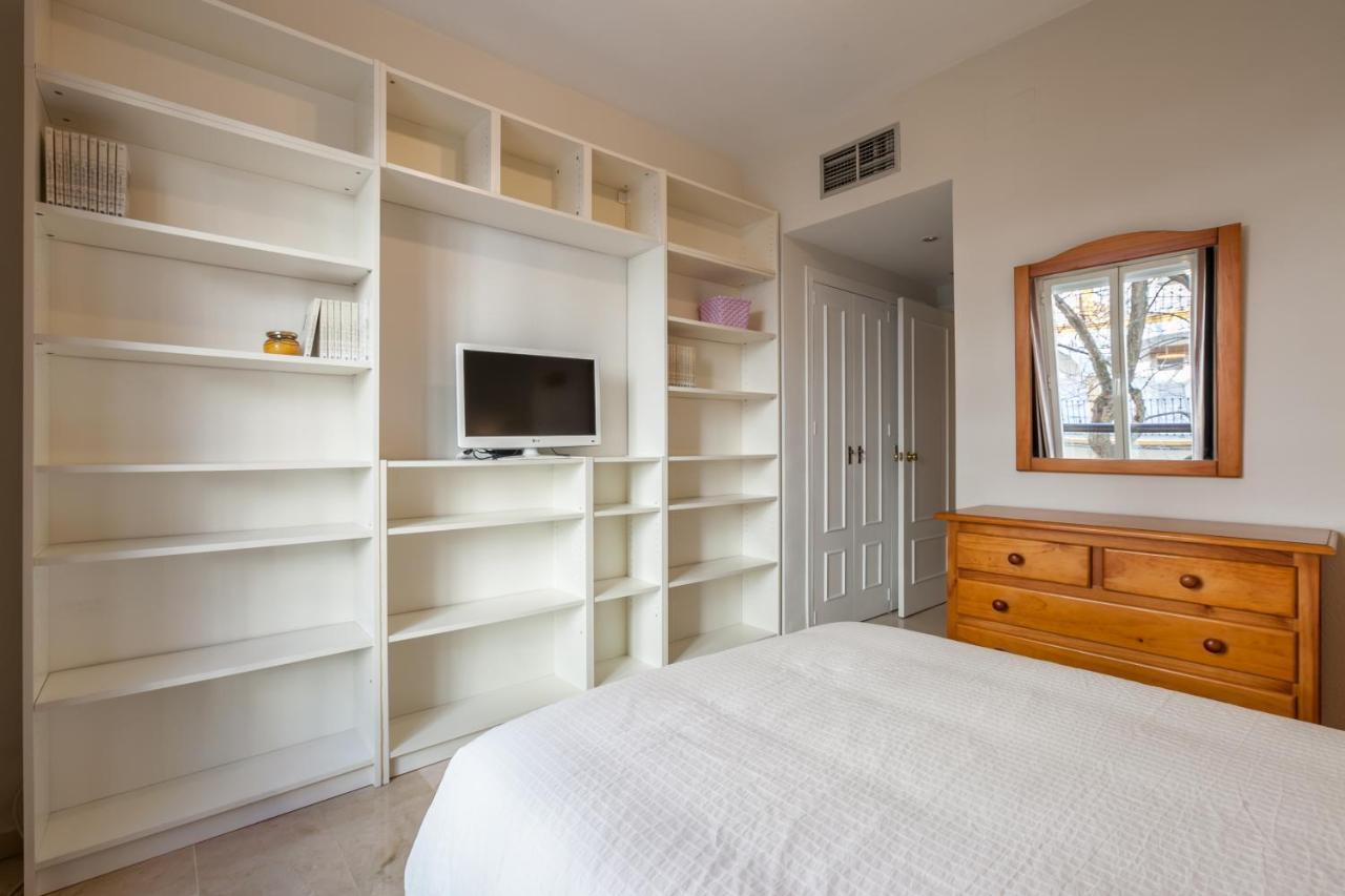 Apartamento Cerca Del Alcázar Con Garaje Privado Sevilla