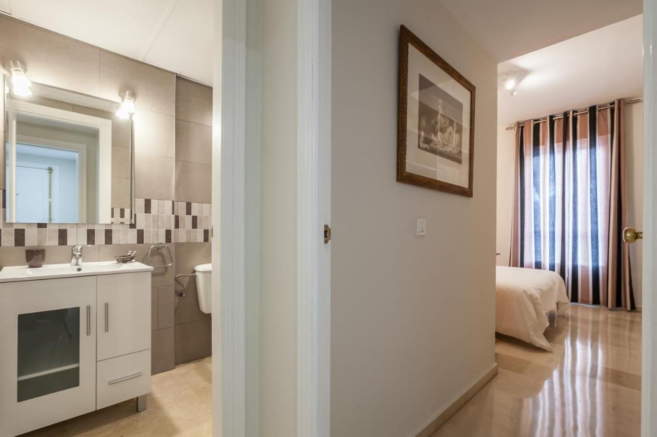 Cerca Del Alcázar Con Garaje Privado Apartamento Sevilla