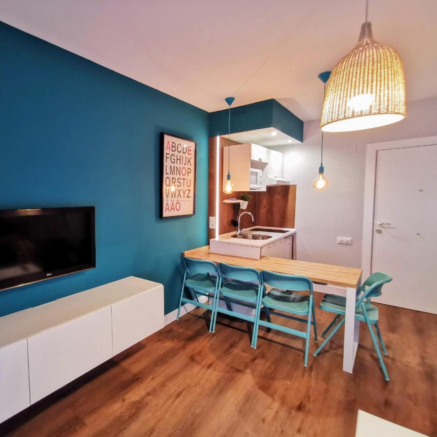 Ral5021 En Triana Junto Al Centro Apartment