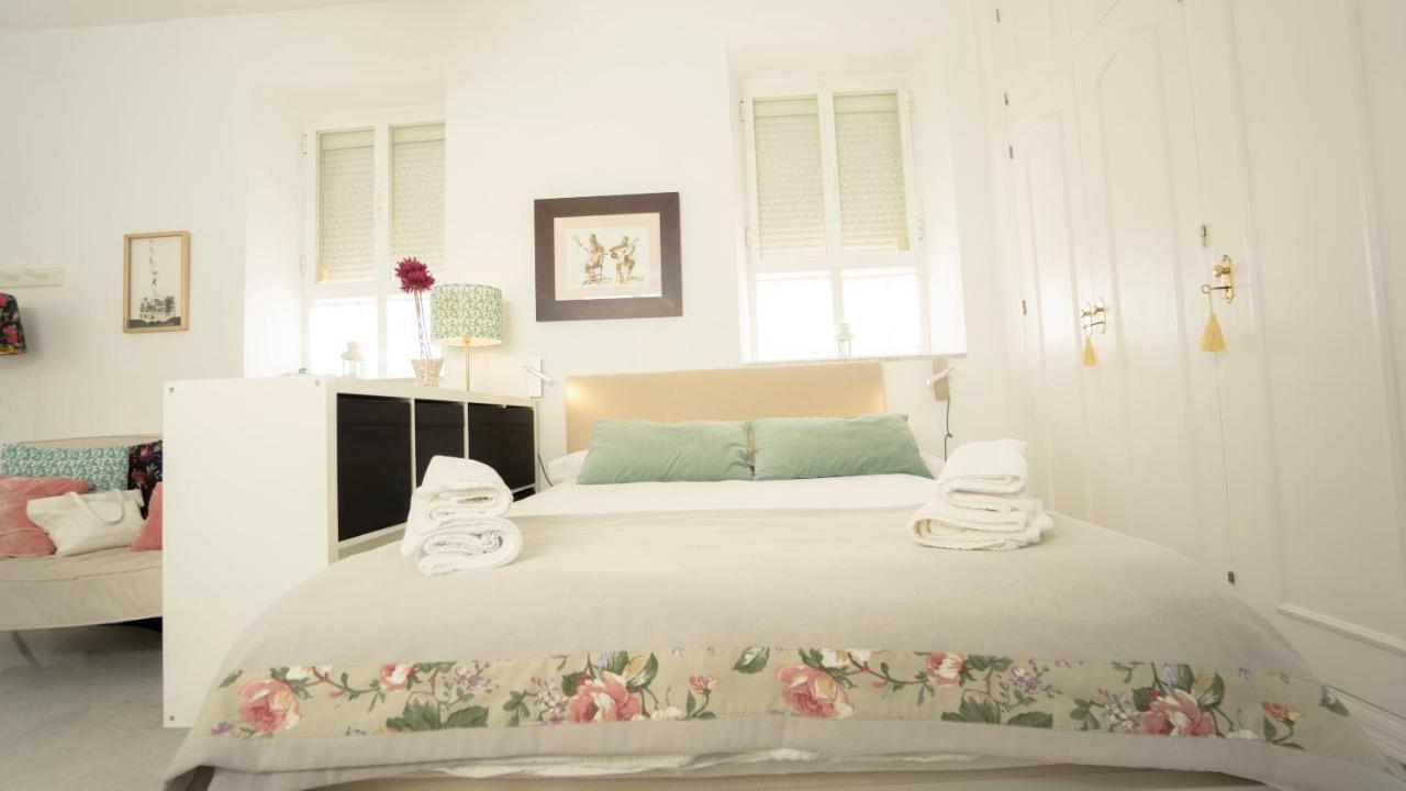 Apartamento Rentalsevilla Luminoso Estudio Junto A La Giralda *