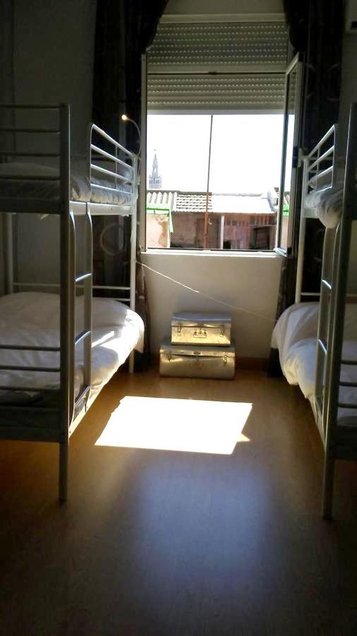 Apartamento Apartment With 4 Bedrooms In Sevilla With Wonderful City View Furnished Balcony And Wifi *