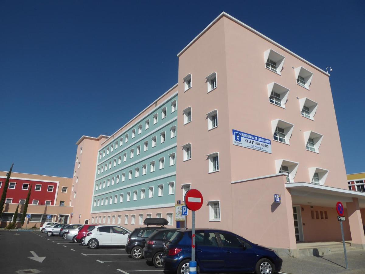 Apartamento Residencia Universitaria Celestino Mutis Sevilla
