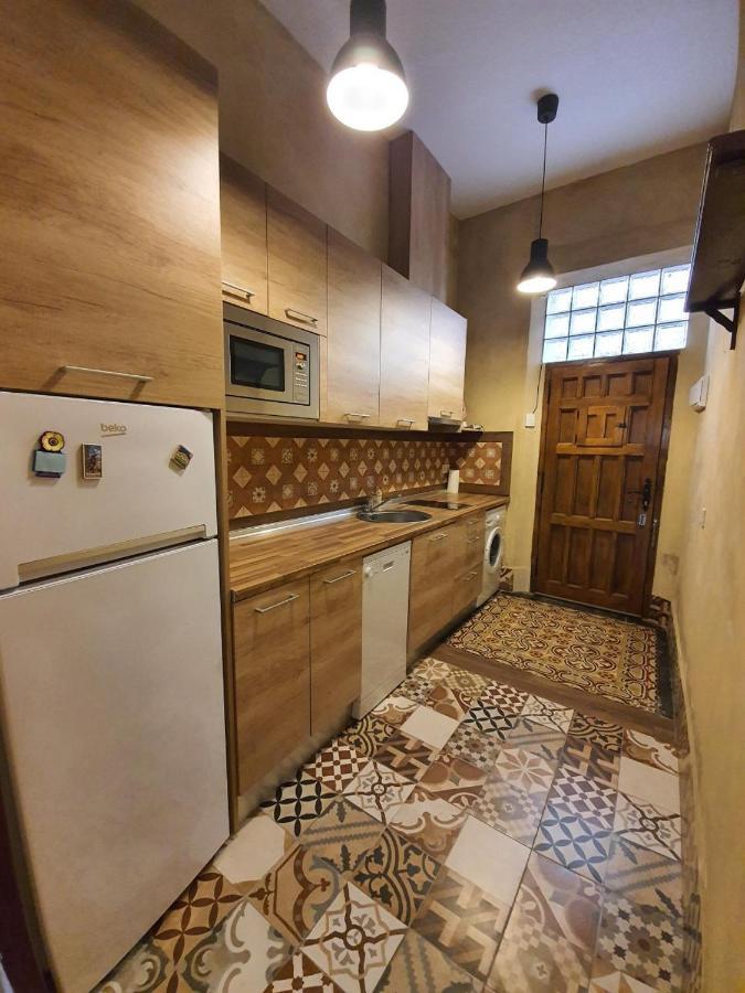 Apartamento Coqueto Dúpex En El Casto Antiguo De Triana Sevilla